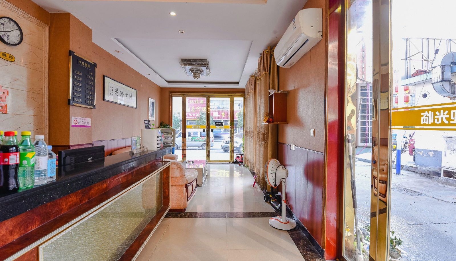 Zona exterior del hotel - Jinyuan Hotel