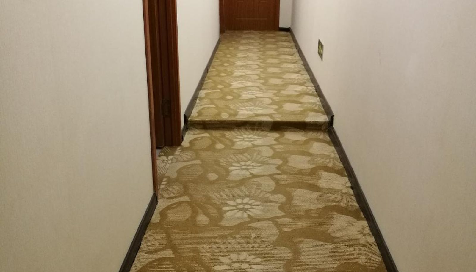 Zewnętrzna część hotelu - Yuxiang Business Hotel