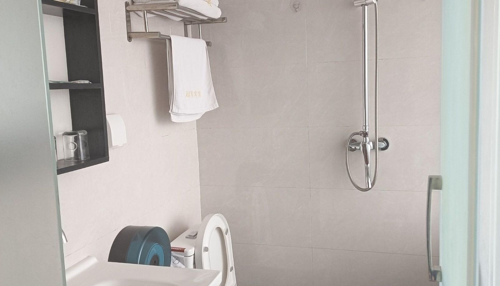Room - Living Hotel (Baotou Railway Station Store)