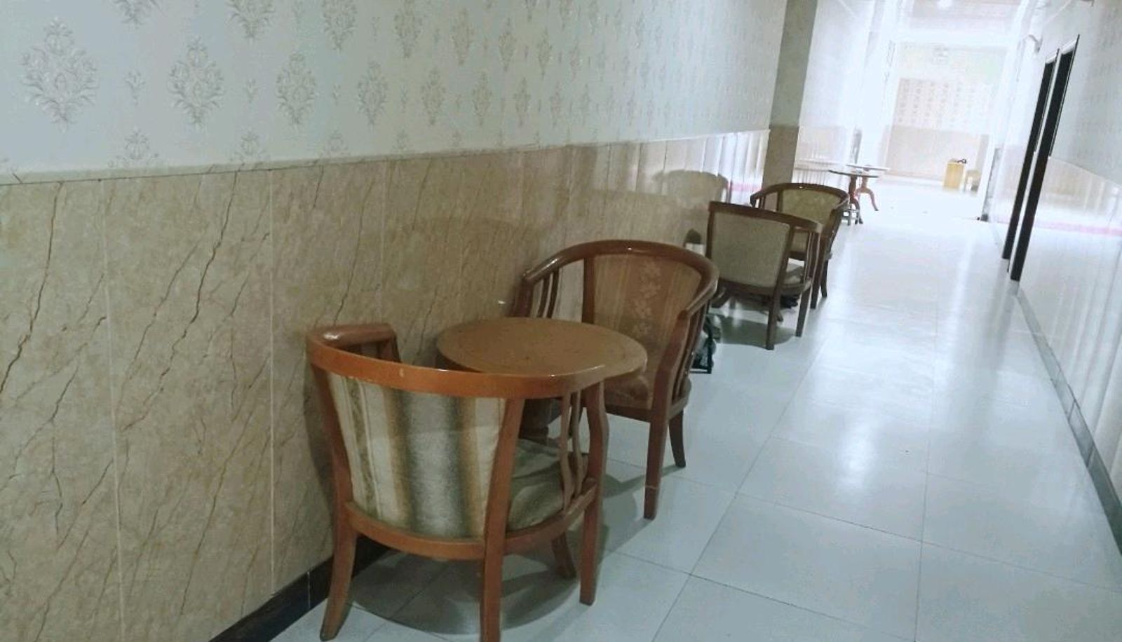 Buitenruimte van het hotel - Yuliang Hotel