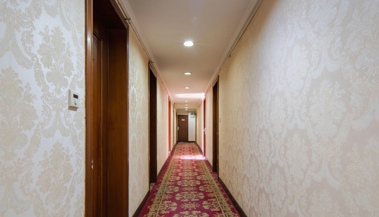 Zewnętrzna część hotelu - Yuanda Hotel