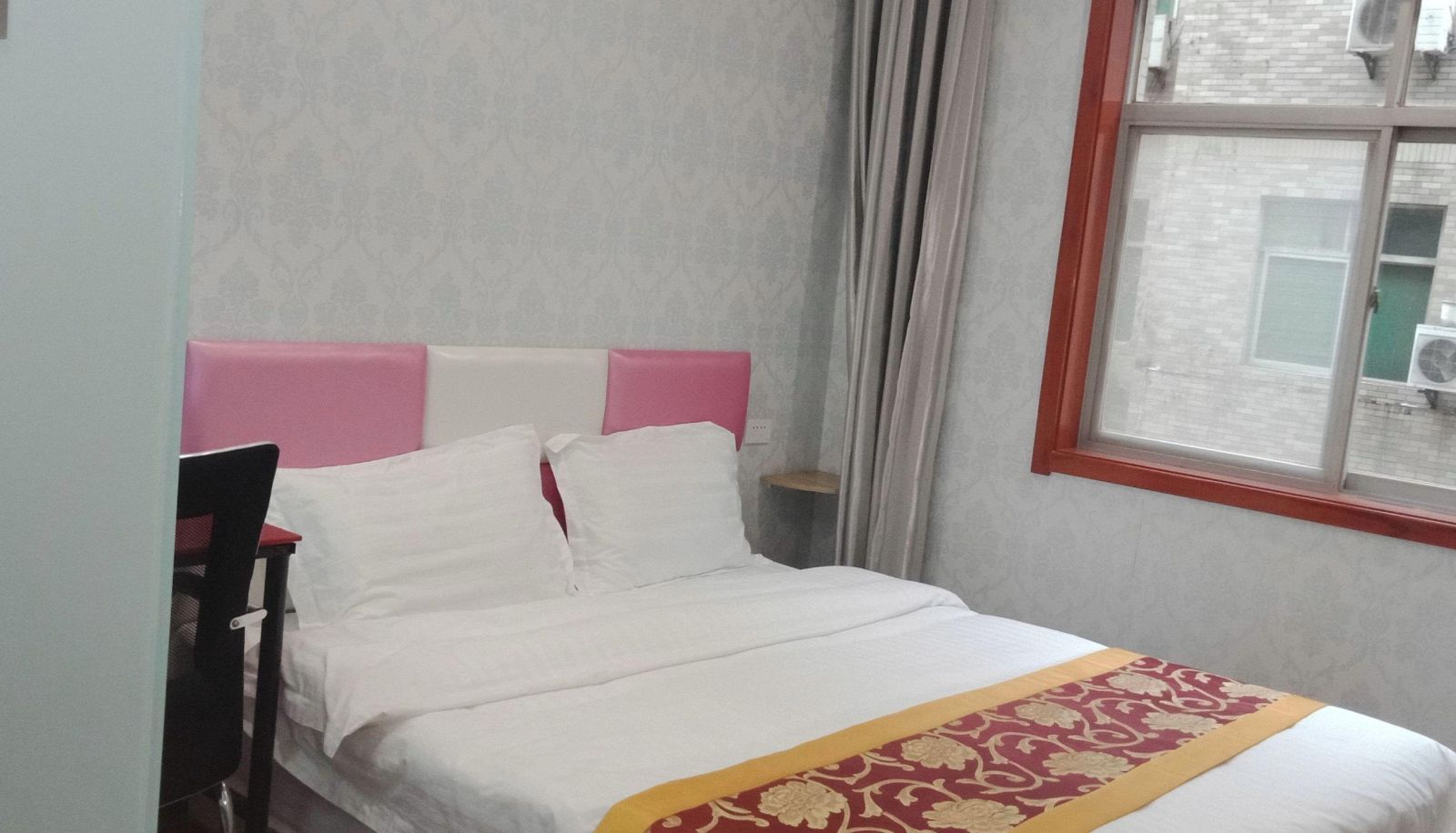 Zimmer - Jiejie Hotel (North University City Branch)