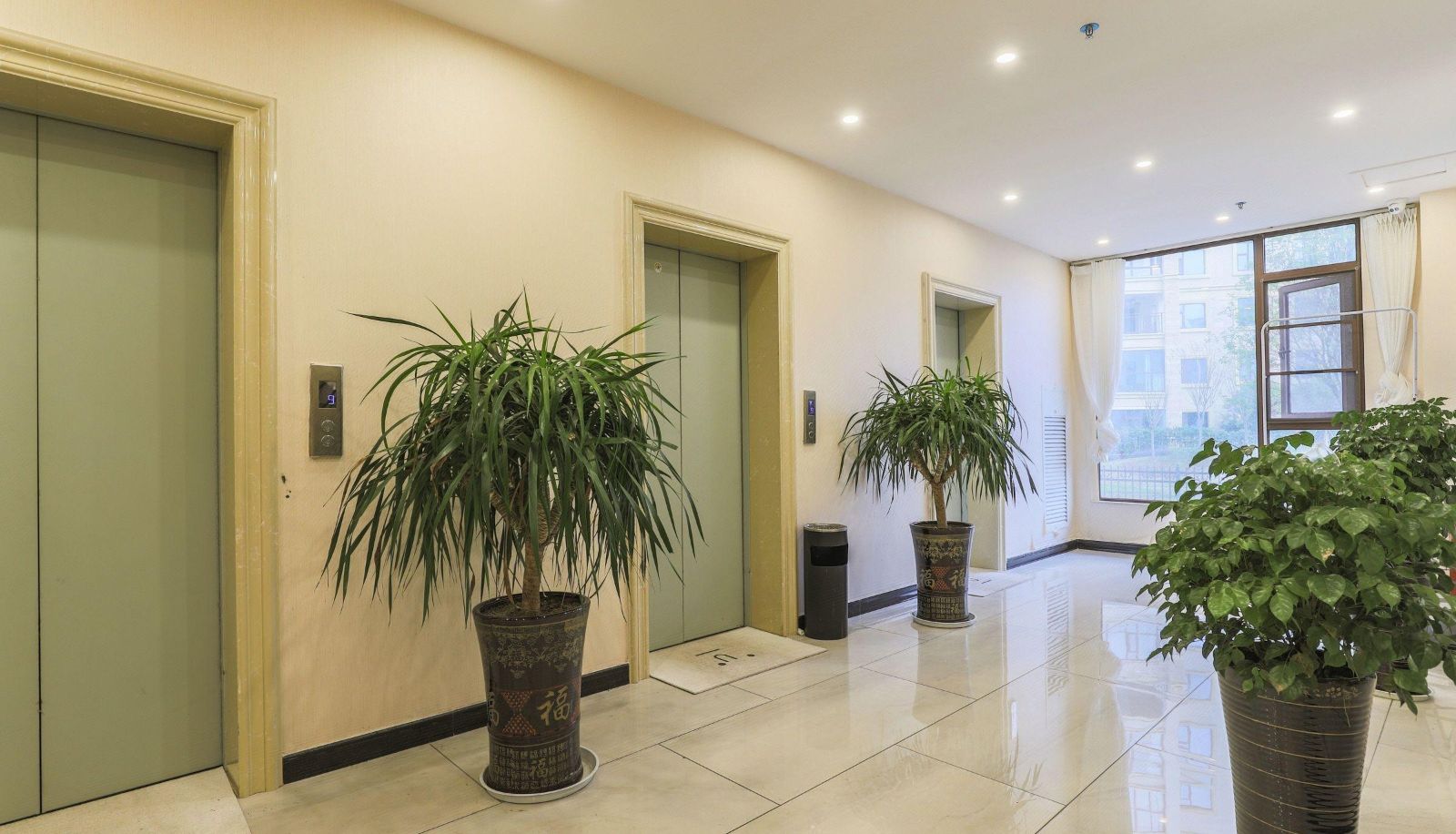 Zona exterior del hotel - Yamanashi Hotel (Fenghuangshan Branch)