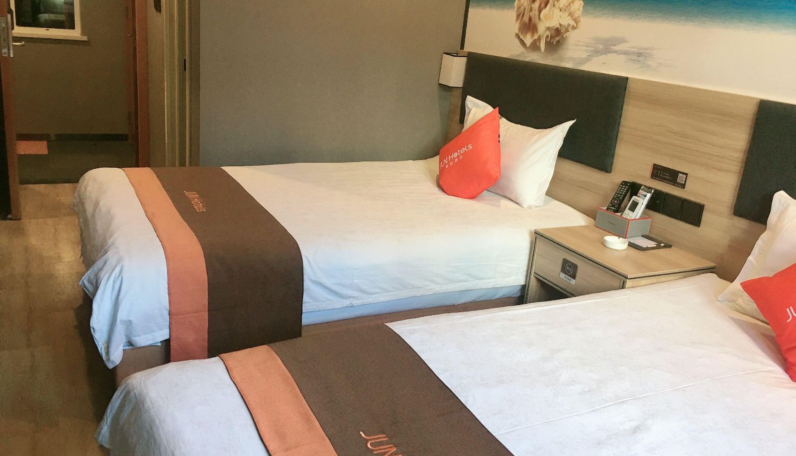 Business room - Junyi Chain Hotel (Zhangye Road Pedestrian Street Branch)