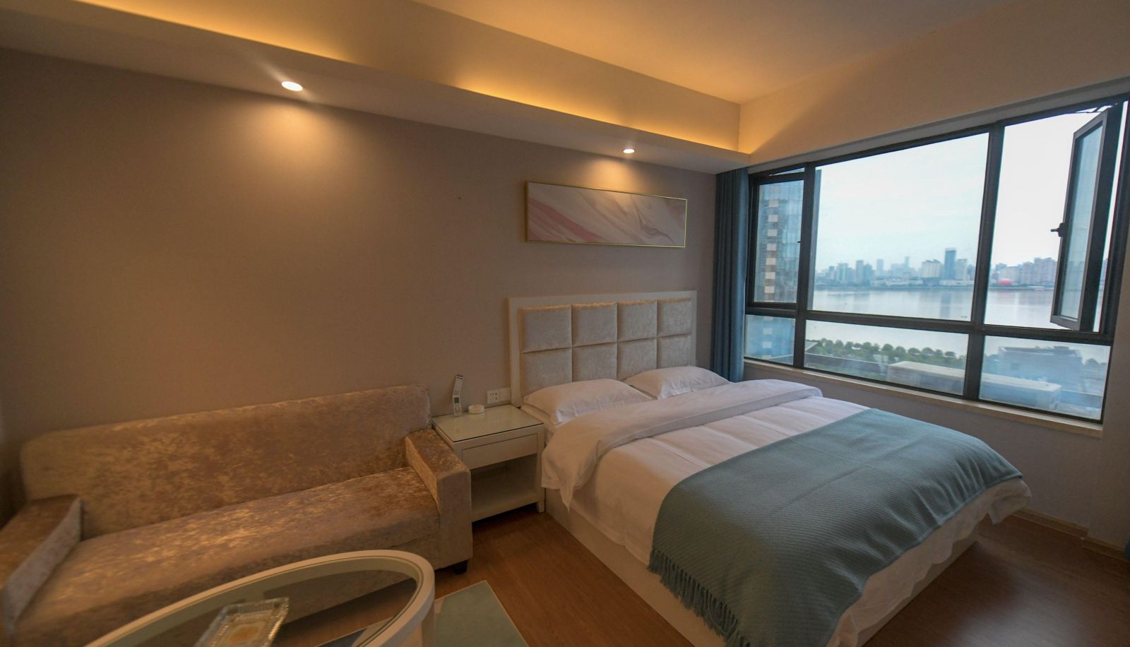 Pokój z widokiem na rzekę - Jiaoye Selected Jiangjing Hotel (Honggutan Qiushui Square Branch)