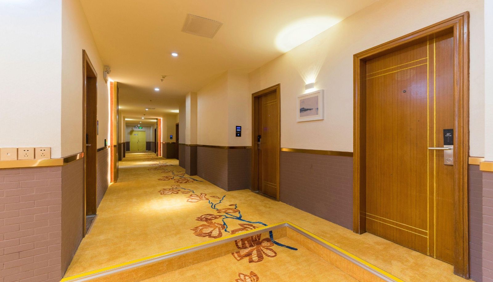 Area esterna dell'hotel - Yinzhu Hotel
