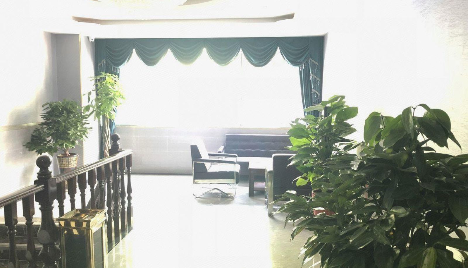 Zewnętrzna część hotelu - Jianghang Hotel