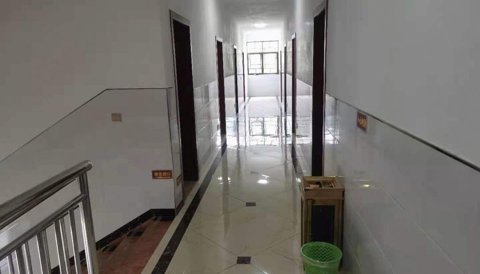 Buitenruimte van het hotel - Chongqing Dayuanzi Hotel