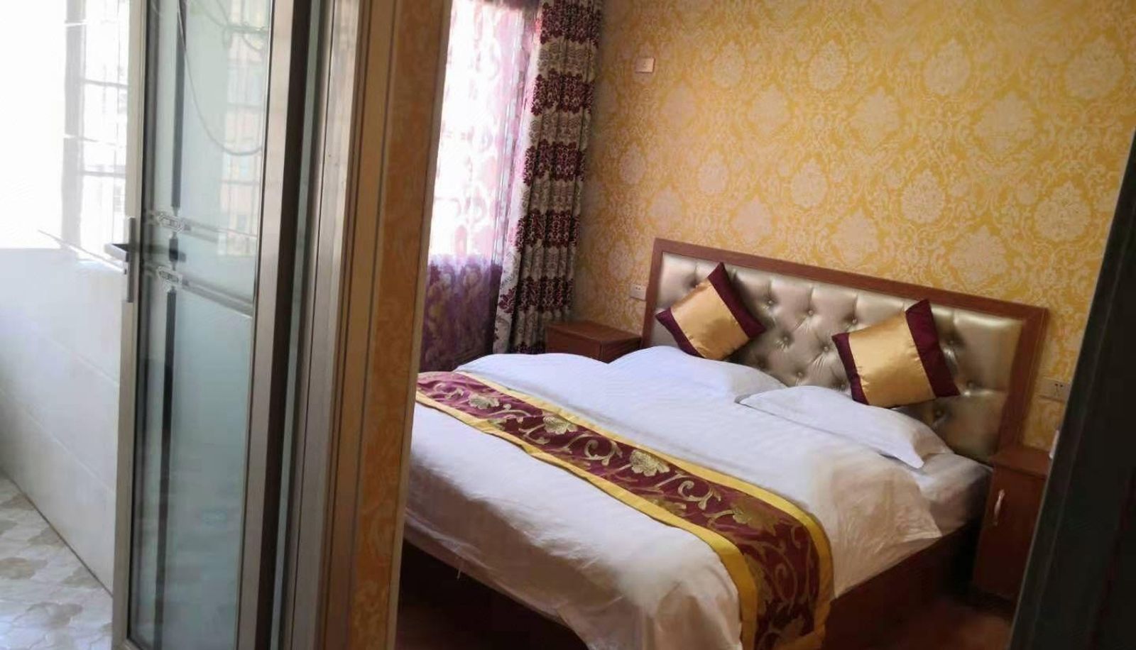 Buitenruimte van het hotel - Qianyiyuan Hotel