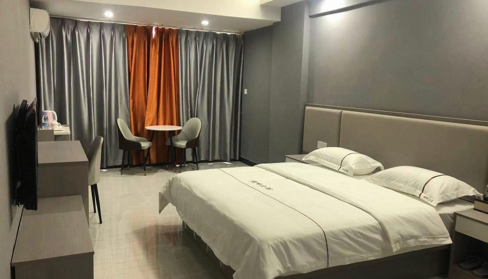 Business-kamer - Lakeside Mansion