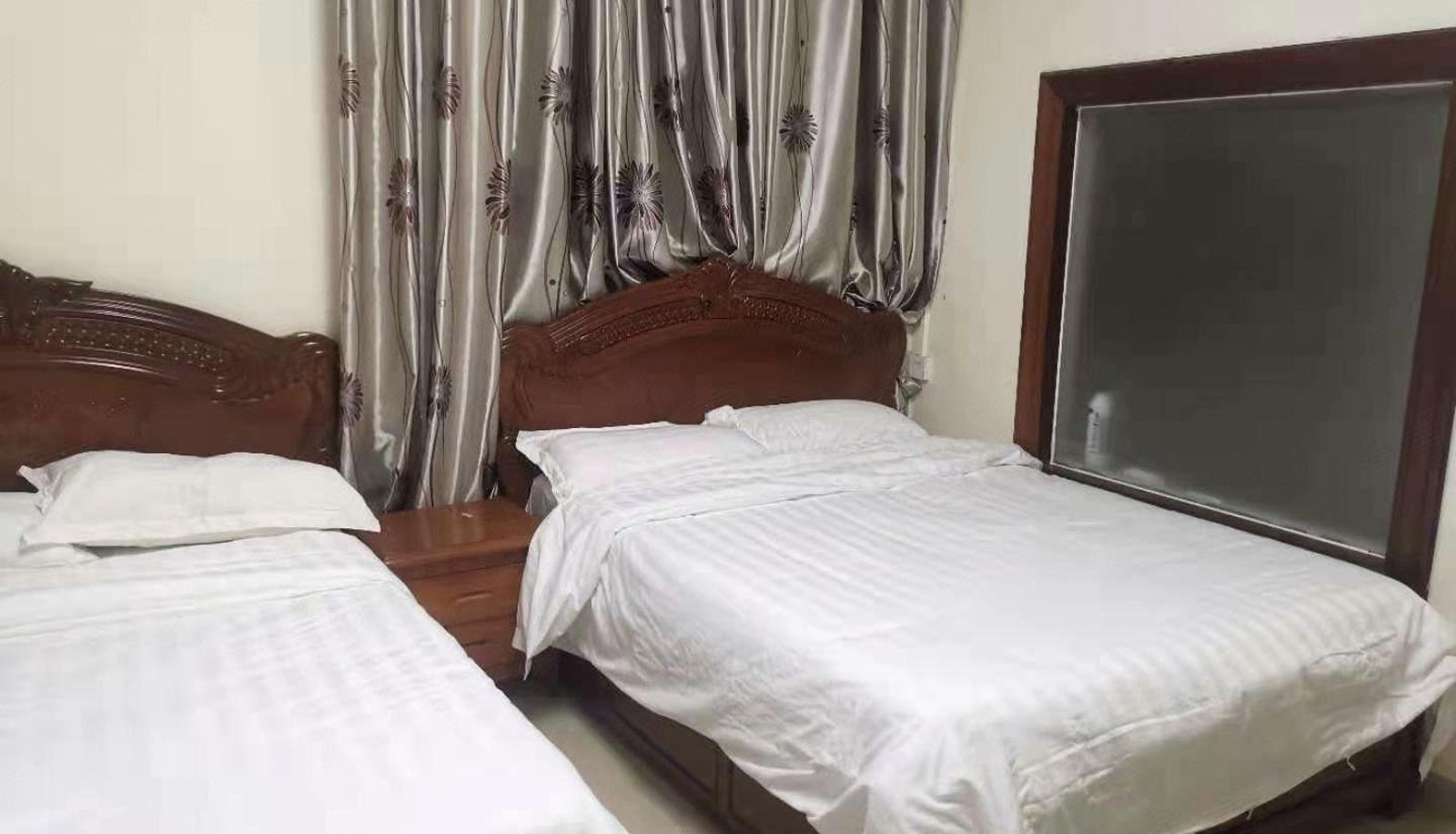 Zewnętrzna część hotelu - Jinxiu Travel Rental