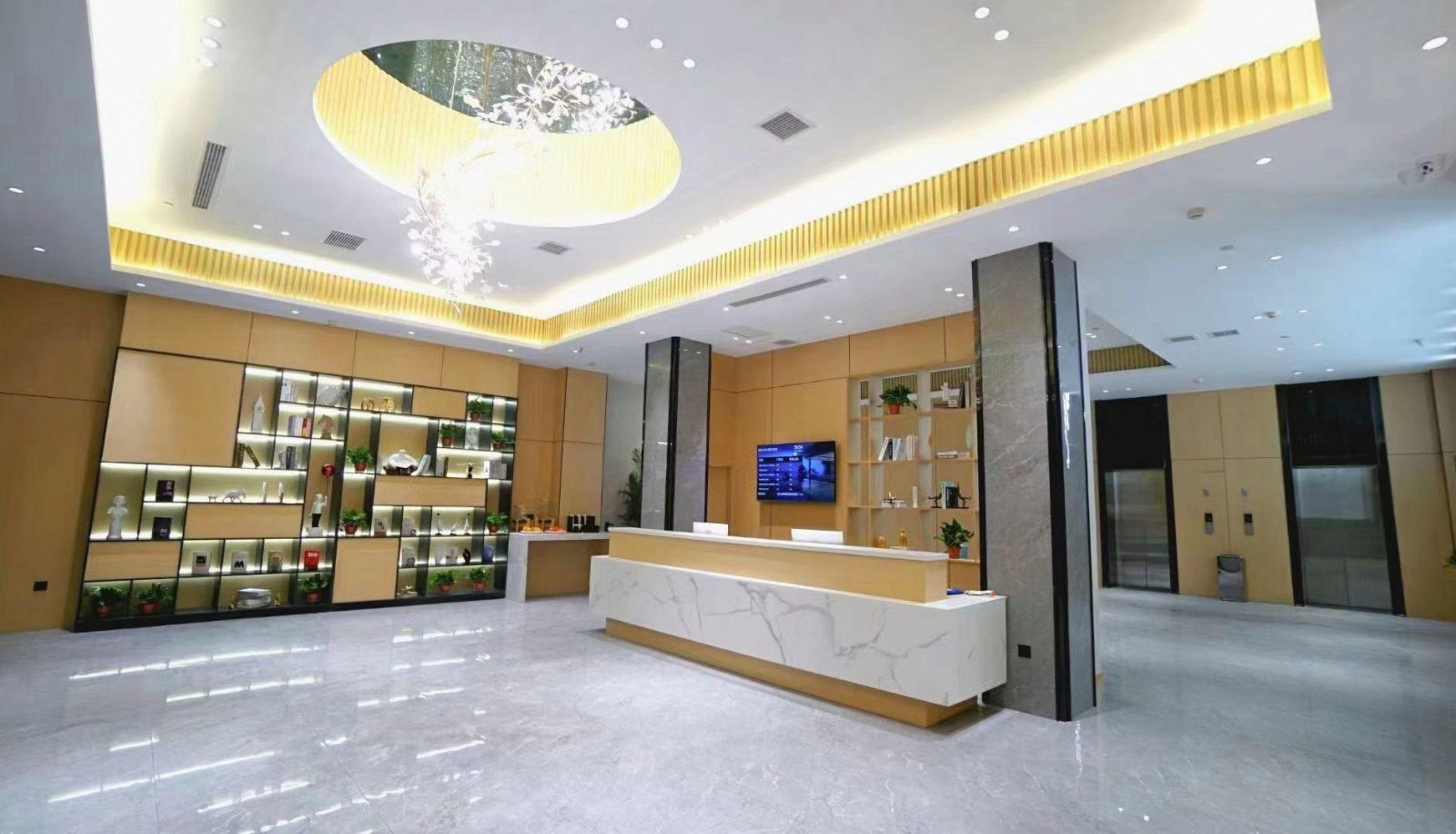 Buitenruimte van het hotel - Rongfuli Hotel
