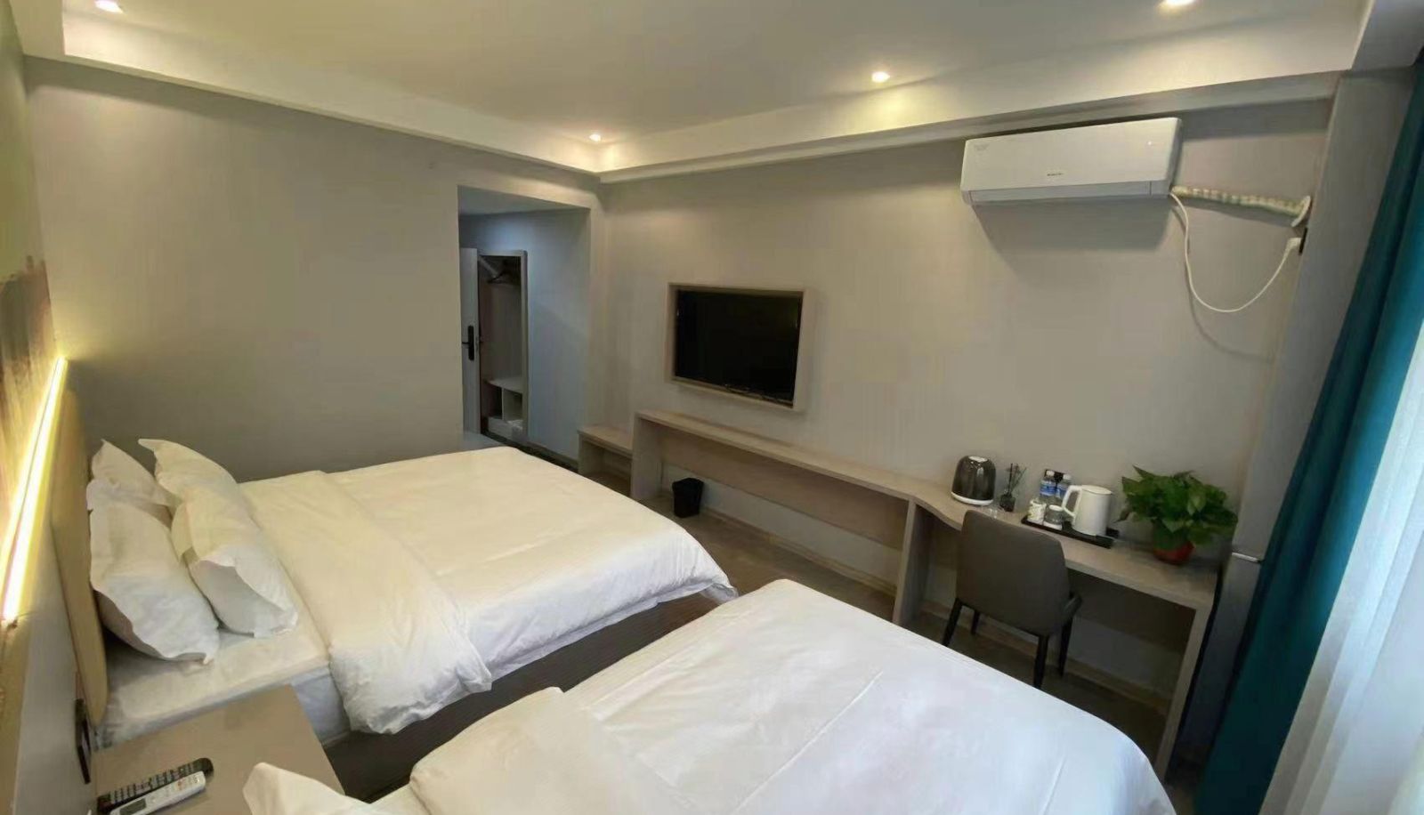 Familienzimmer - Qin Feng Hotel (Xi'an Bell Tower Branch)
