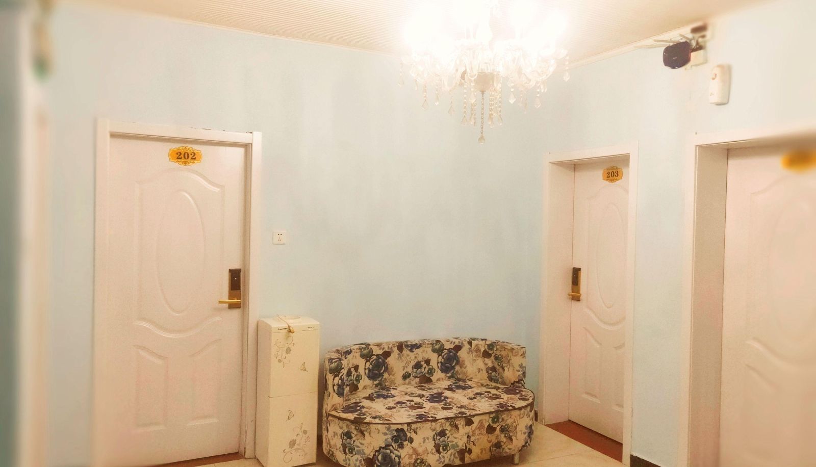 Area esterna dell'hotel - Alpha Hotel (Hejiaying Subway Station Store)