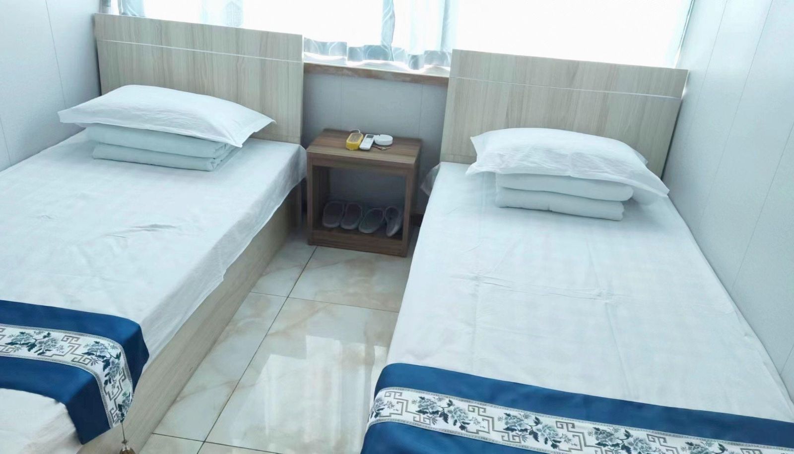 Room - Fengfan Hotel (Railway Station Store)