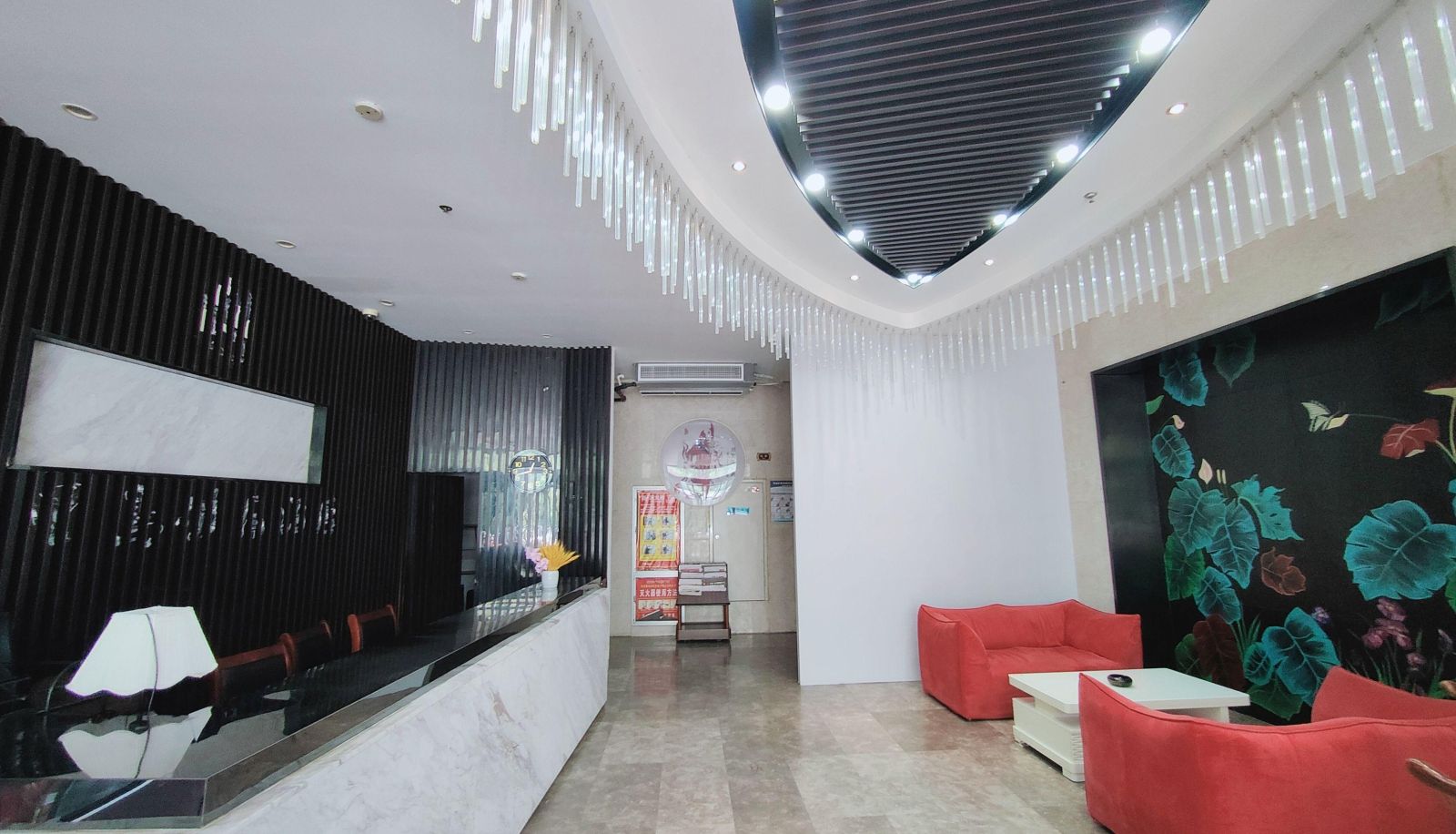 Hotel outdoor area - Luoyang Weiqing Hotel