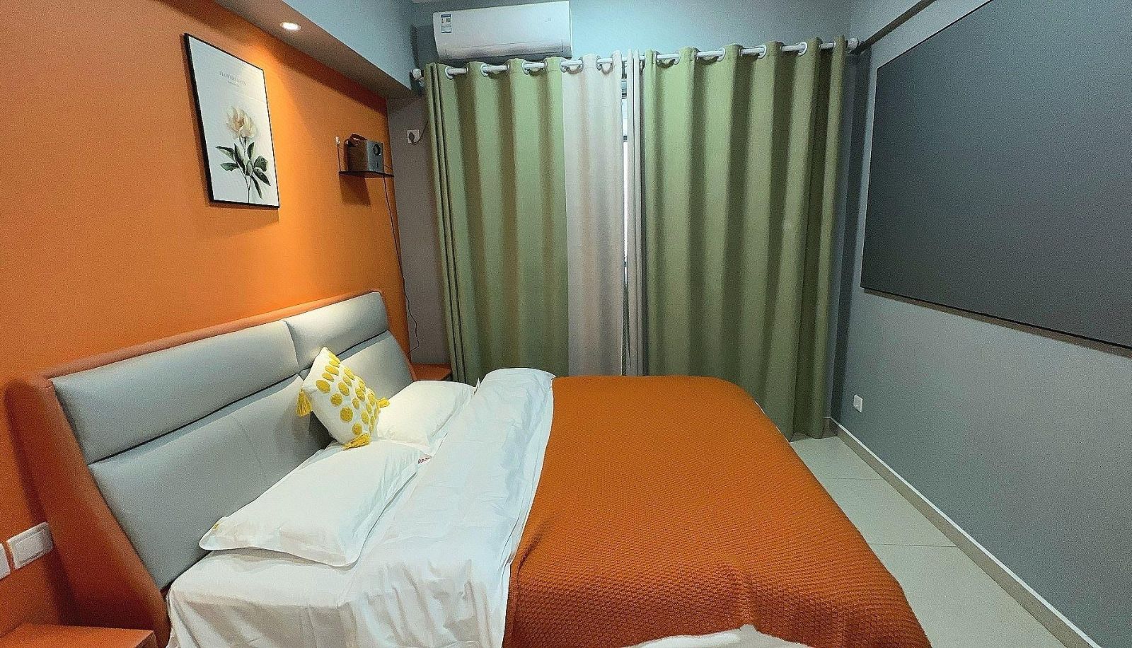 Camera - Leihai Hotel (Xi'an 1668 New Era Plaza Store)