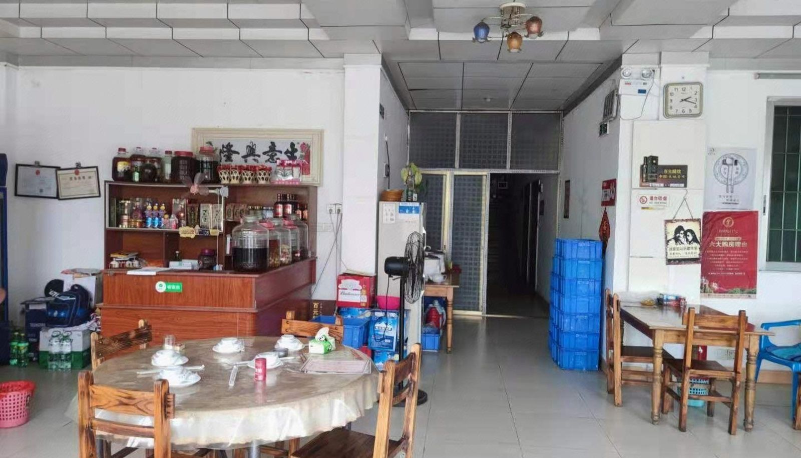 Buitenruimte van het hotel - Gan Yue Family