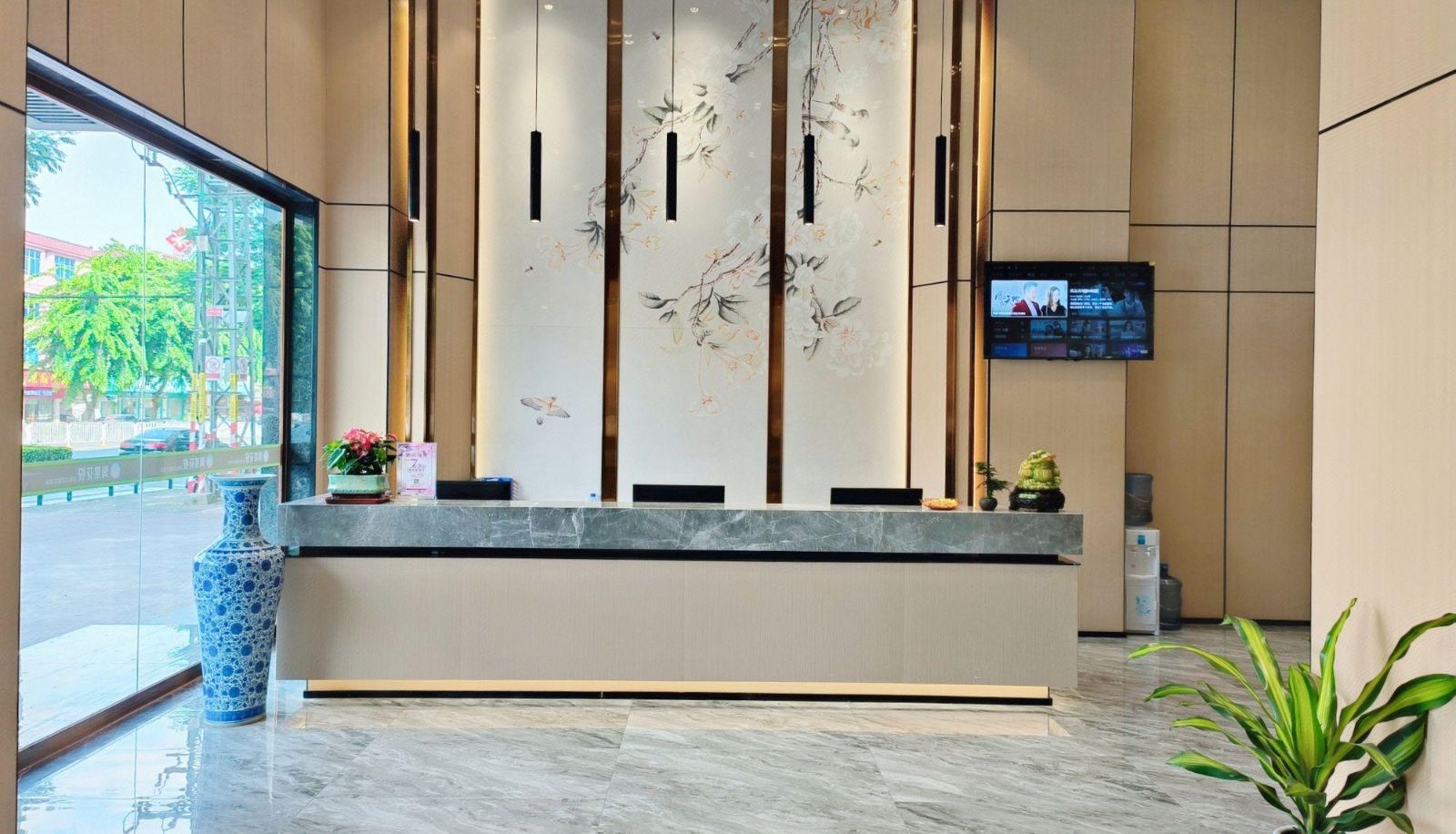 Buitenruimte van het hotel - Haitang Huayue Hotel (Liaobu Hengkeng Hardware and Electronics City Store)