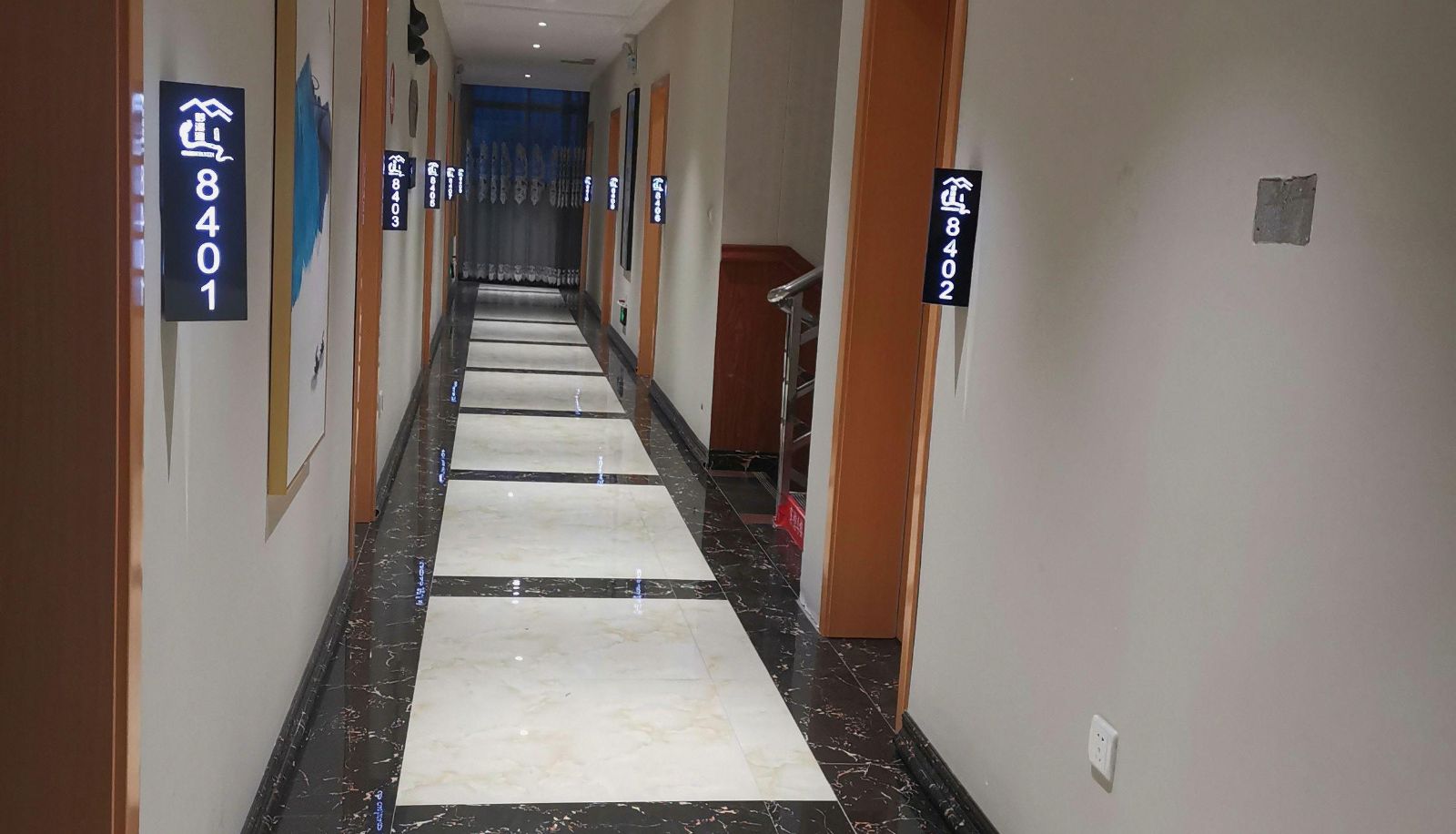 Qianxiyuan Business Hotel