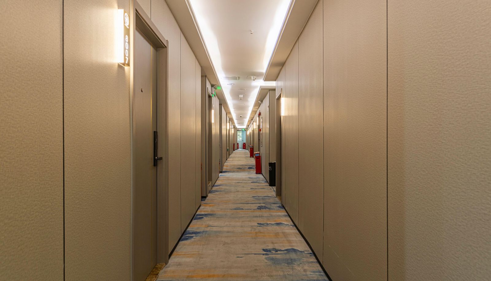 Zewnętrzna część hotelu - Hongjin Boutique Hotel (Guangzhou Chenjiaci Subway Station Store)