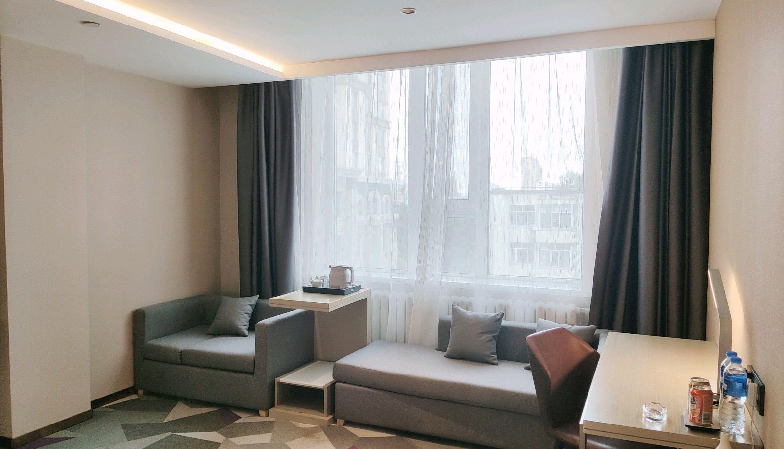 Business room - Li Feng Hotel (Jiamusi New Mart Store)