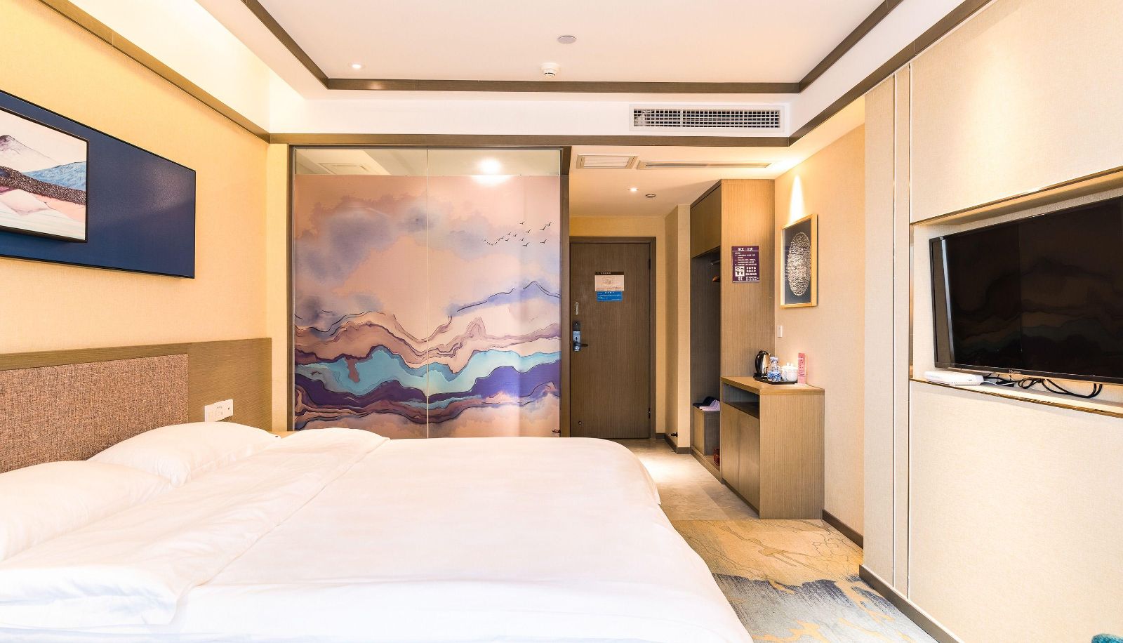 Camera business - Lofite Hotel (Chongqing Foreign Studies Institute Store)