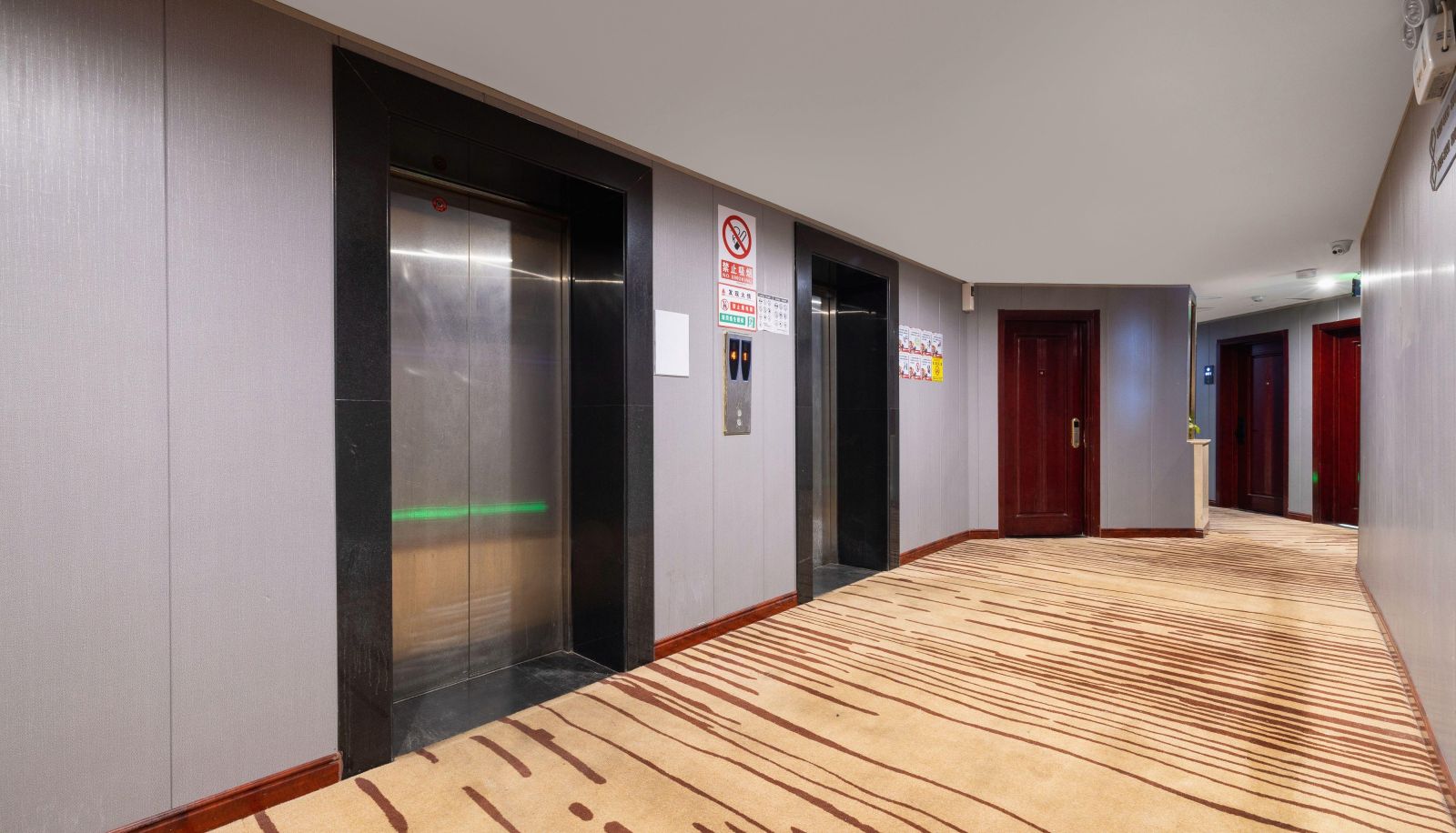 Hotel Außenbreich - Non Fancheng products · Beijing south railway station public welfare Xiqiao subway station store