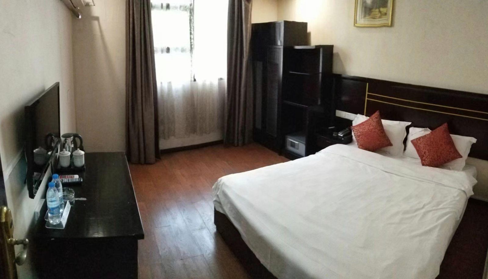 Camera - Honghe Jinshan Hotel (Huancheng Road Branch)