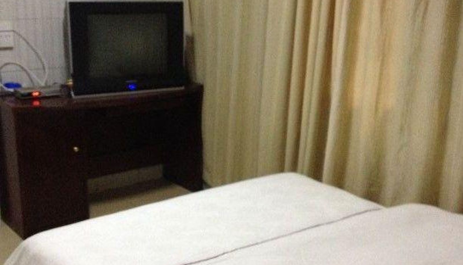 Zimmer - Golden Apple Hotel