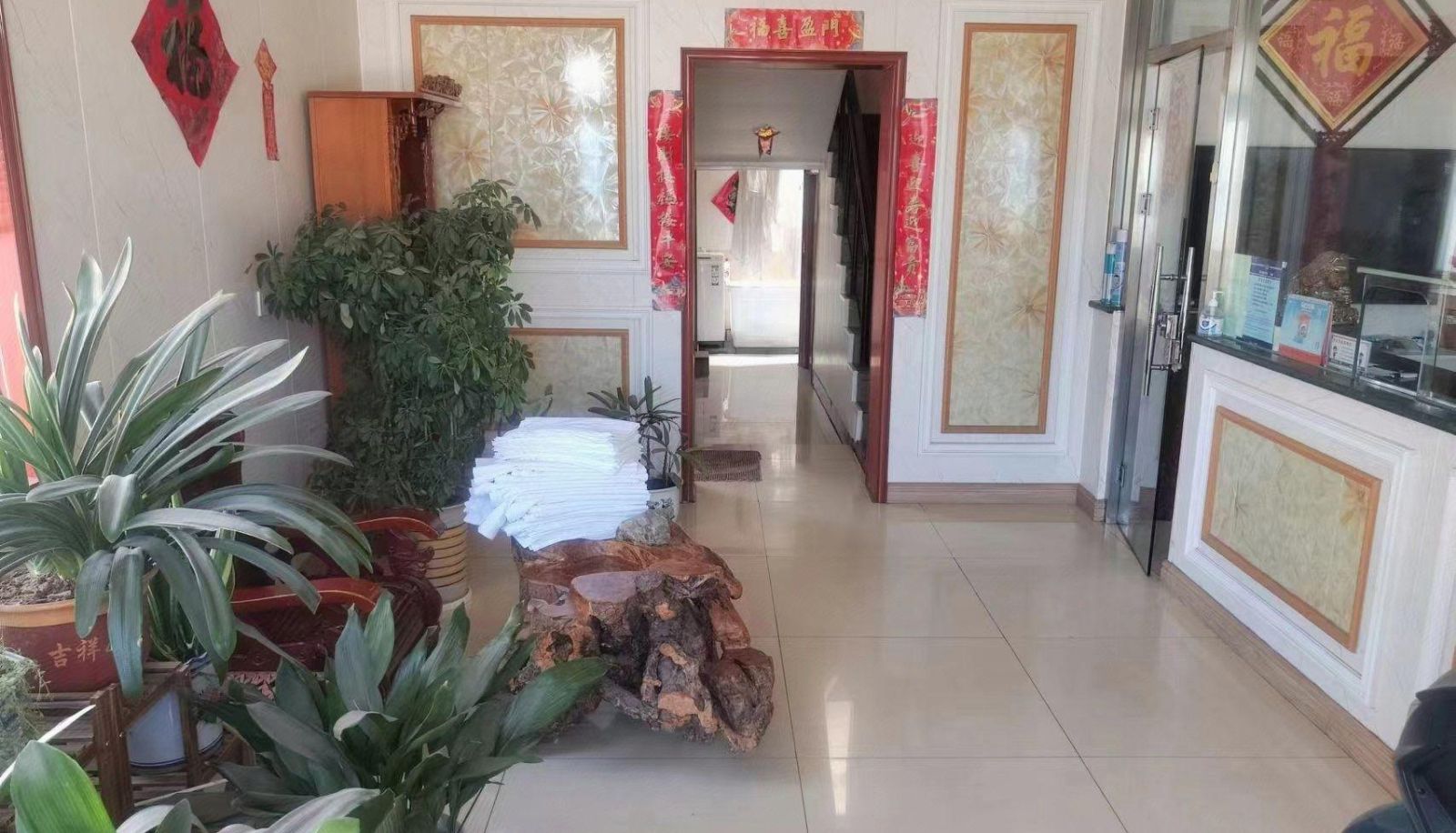 Buitenruimte van het hotel - Ping'anli Hotel