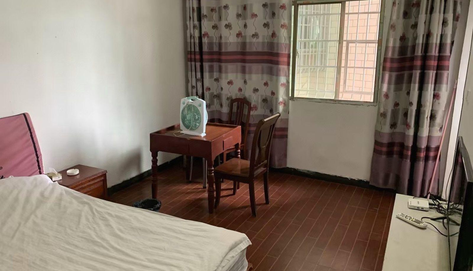 Zimmer - Xinglong Hotel (Cailun North Road Branch)