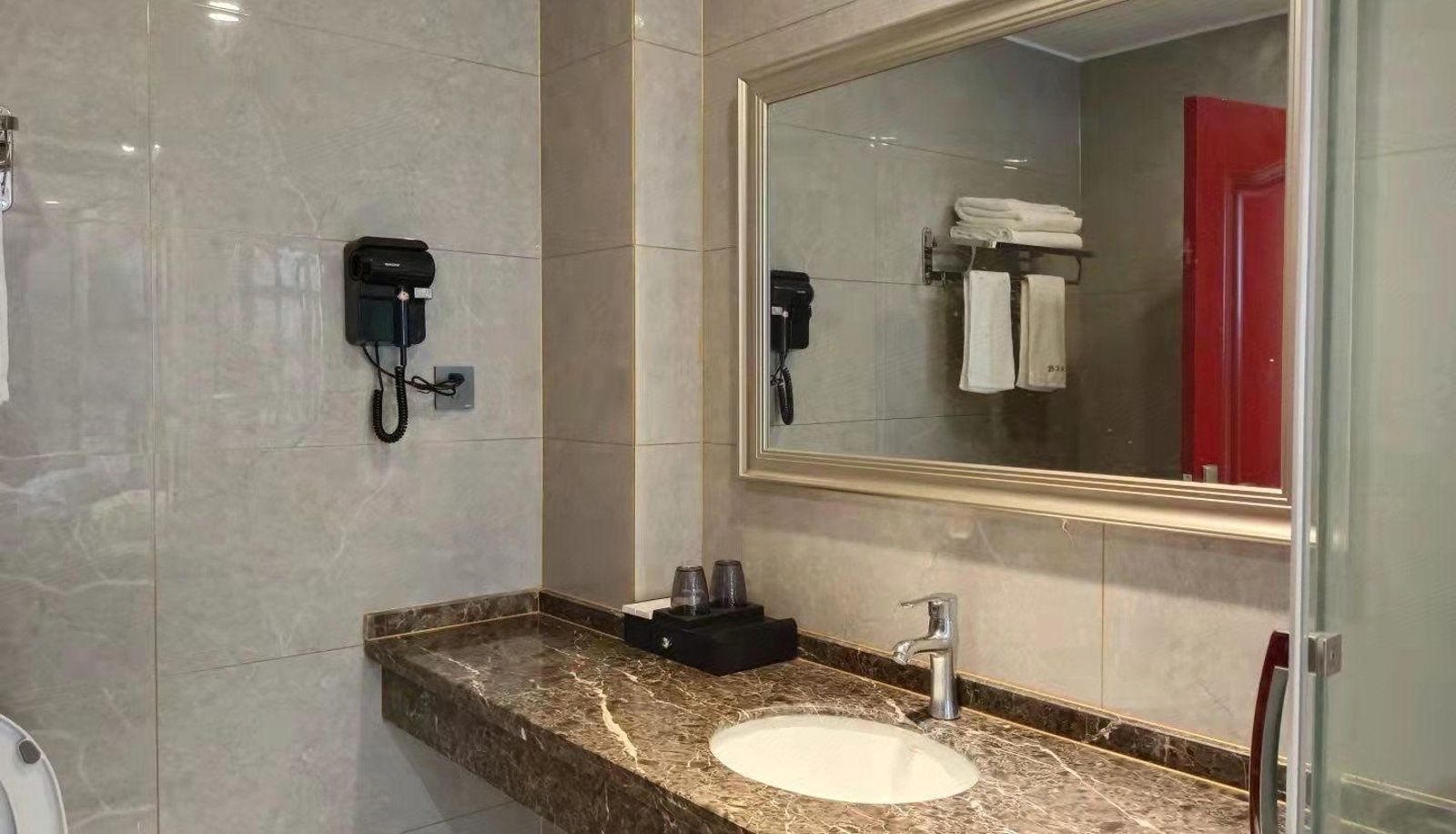 Camera business - Shengyilin Business Hotel