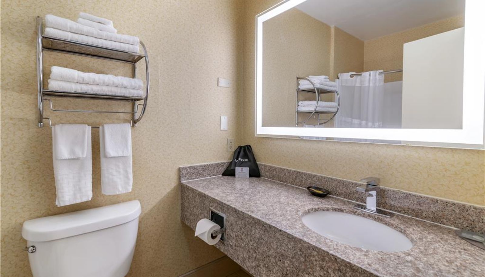 Zimmer - Best Western Plus Keene Hotel