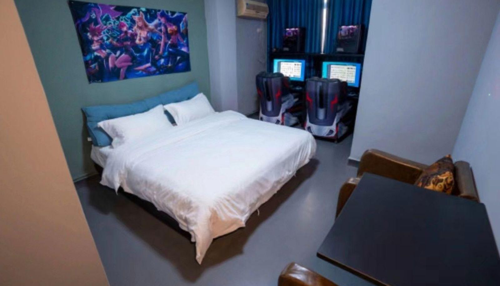 Room - Pofeld Unmanned Smart Hotel