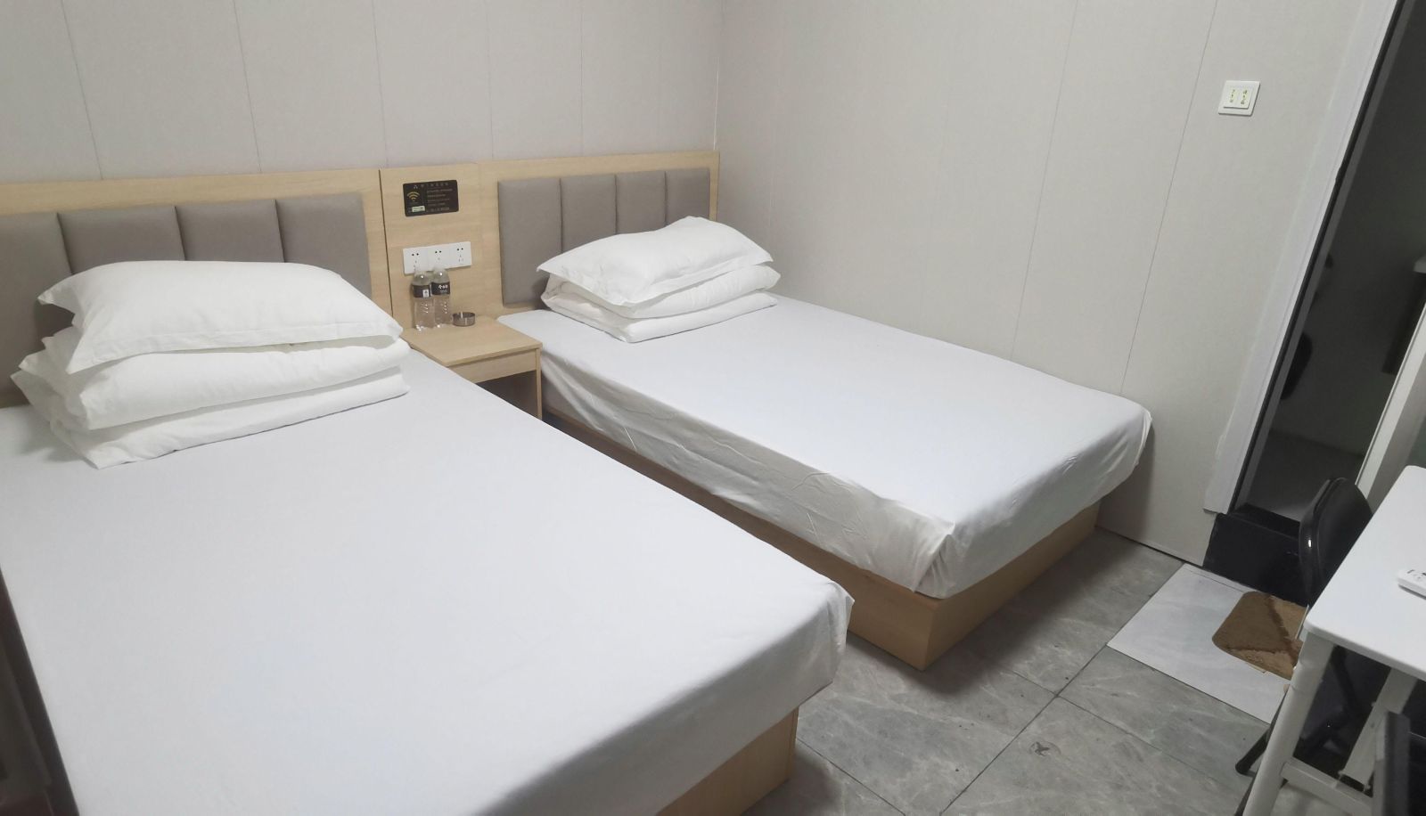 Room - Youyou Nalan Business Hotel