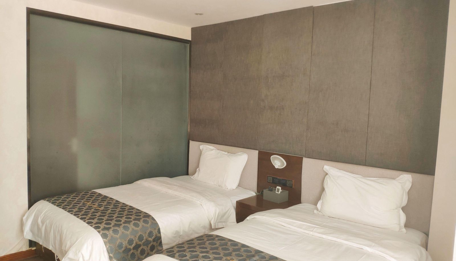 Chambre - Yuehai Holiday Hotel