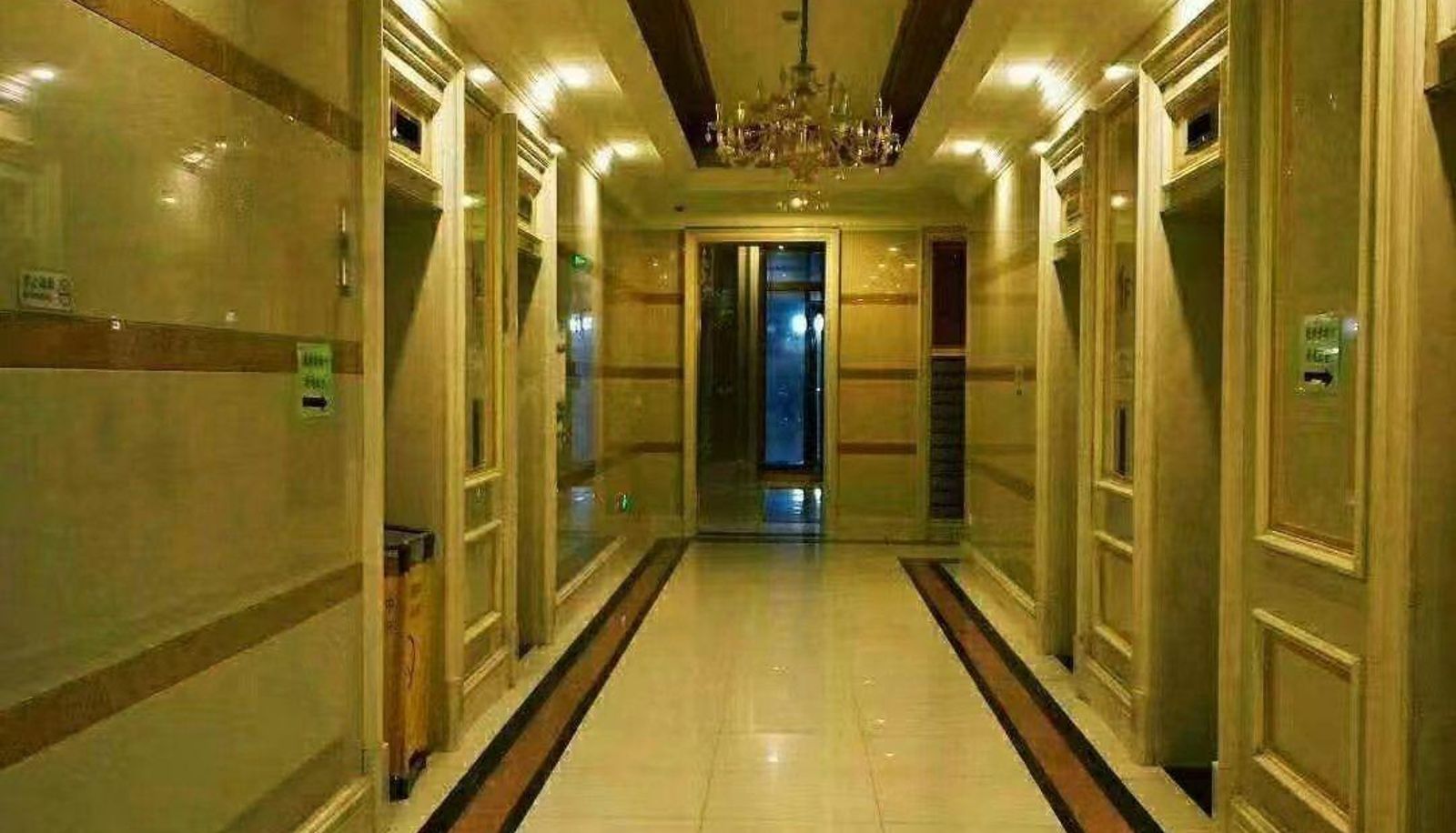 Hotel outdoor area - Meet a fashionable boutique hotel