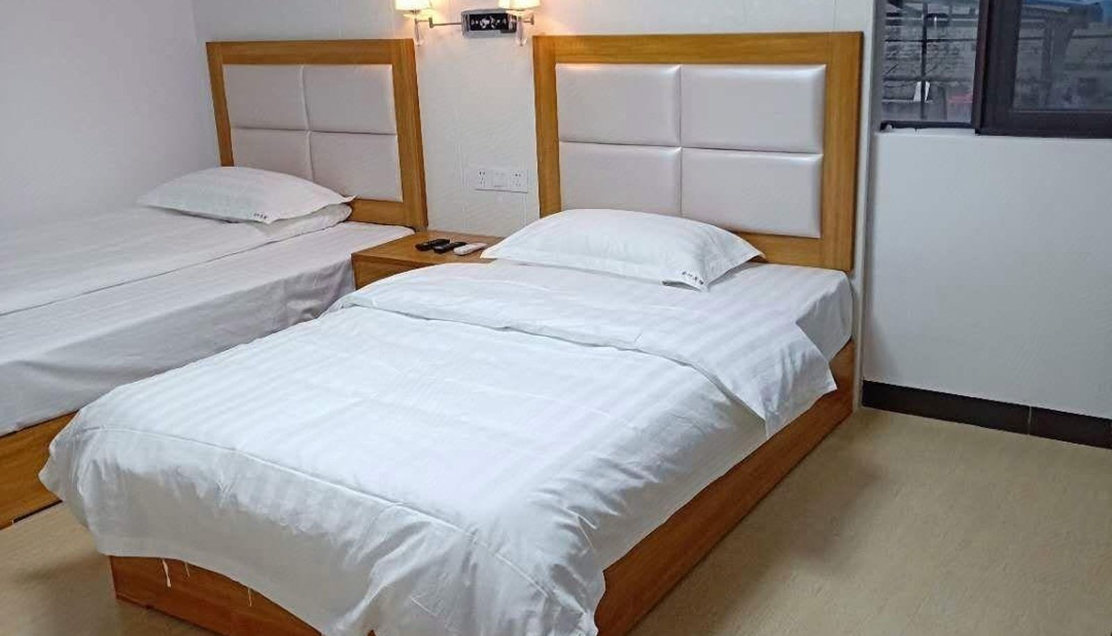 Camera - Jinye Hotel (Industrial Avenue Store)