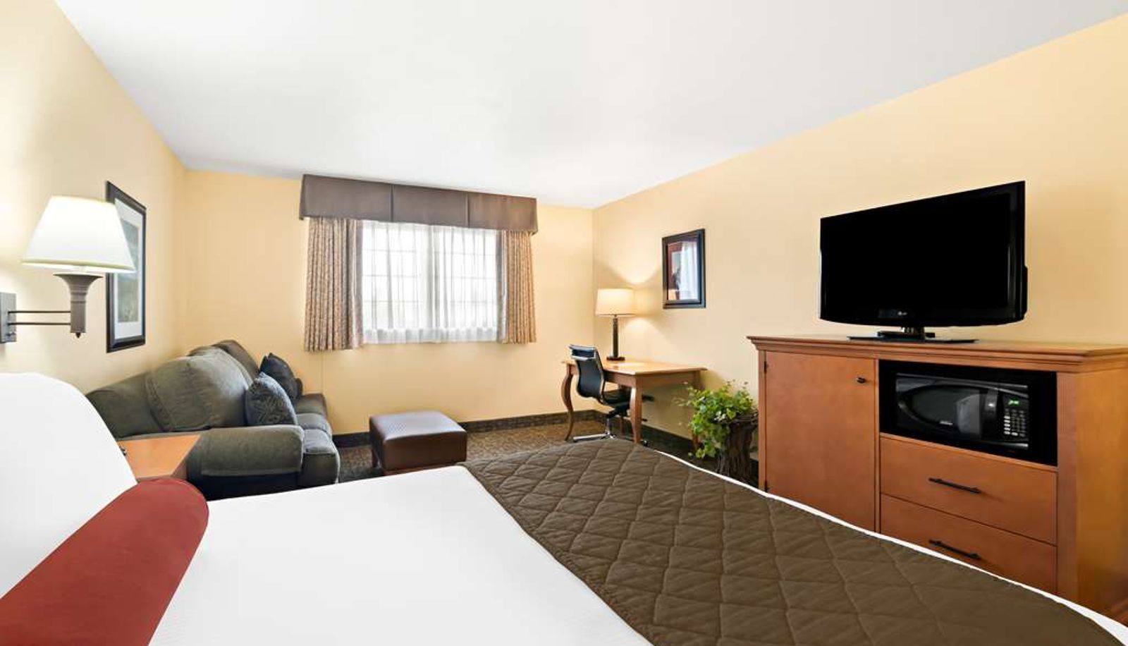 Room - Best Western Newberry Station
