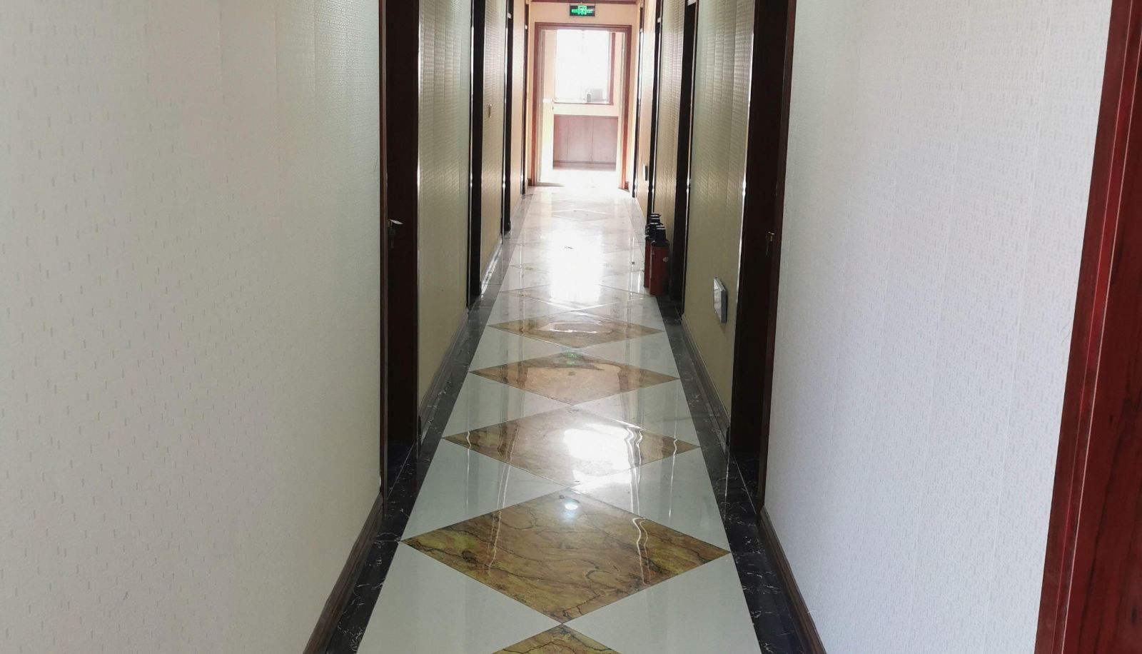 Area esterna dell'hotel - Panbang Film and Television Hotel