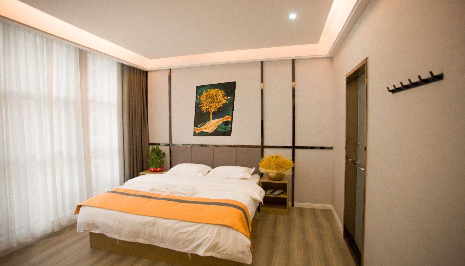 Zimmer - 700 million hotels