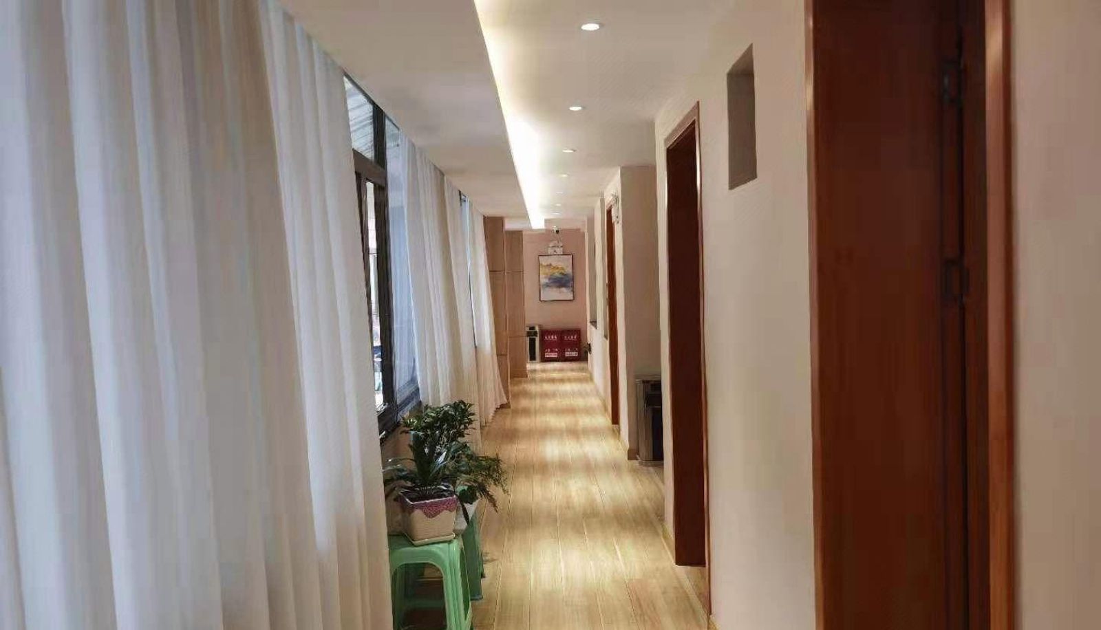 Zona exterior del hotel - Zhijin Hotel