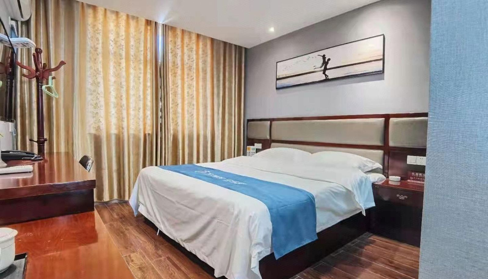 Business-Zimmer - Huayi Hotel  Binjiang Road Pedestrian Street Home Inn - Yancheng Xiangshui New Station