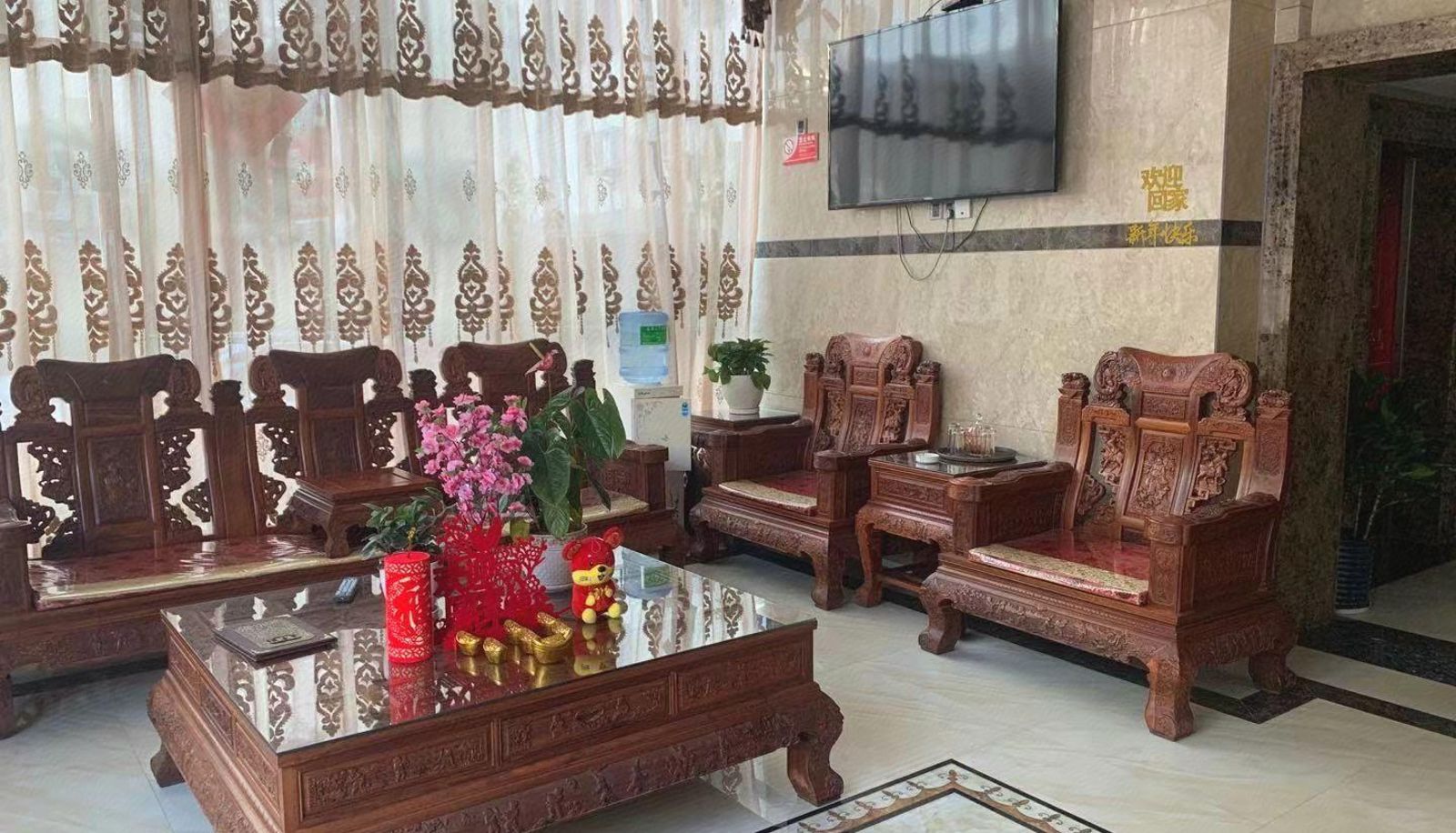 Area esterna dell'hotel - Tianquan Hotel