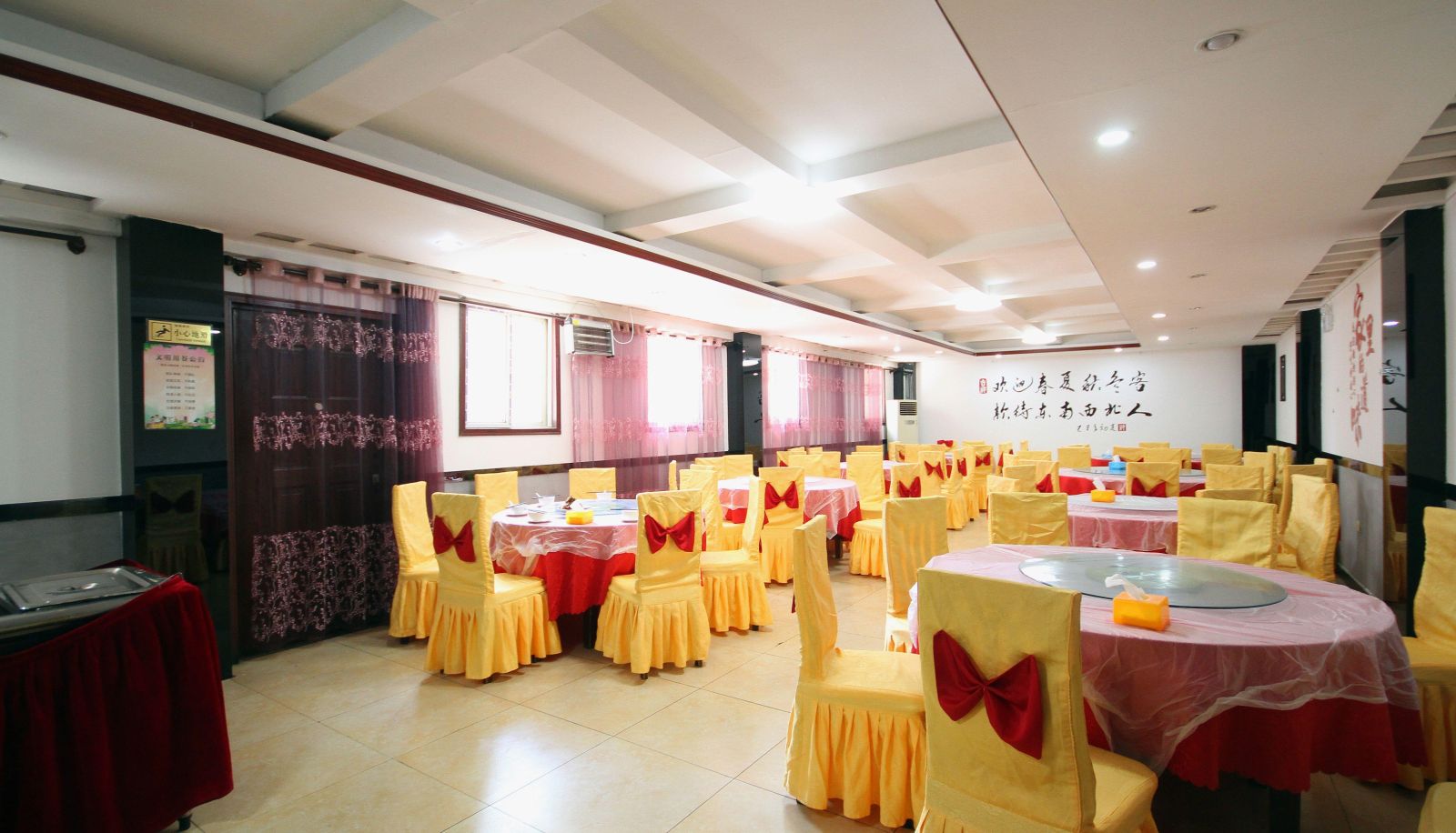 Hotel outdoor area - Junyue Holiday Inn (Huashan Scenic Area Branch)