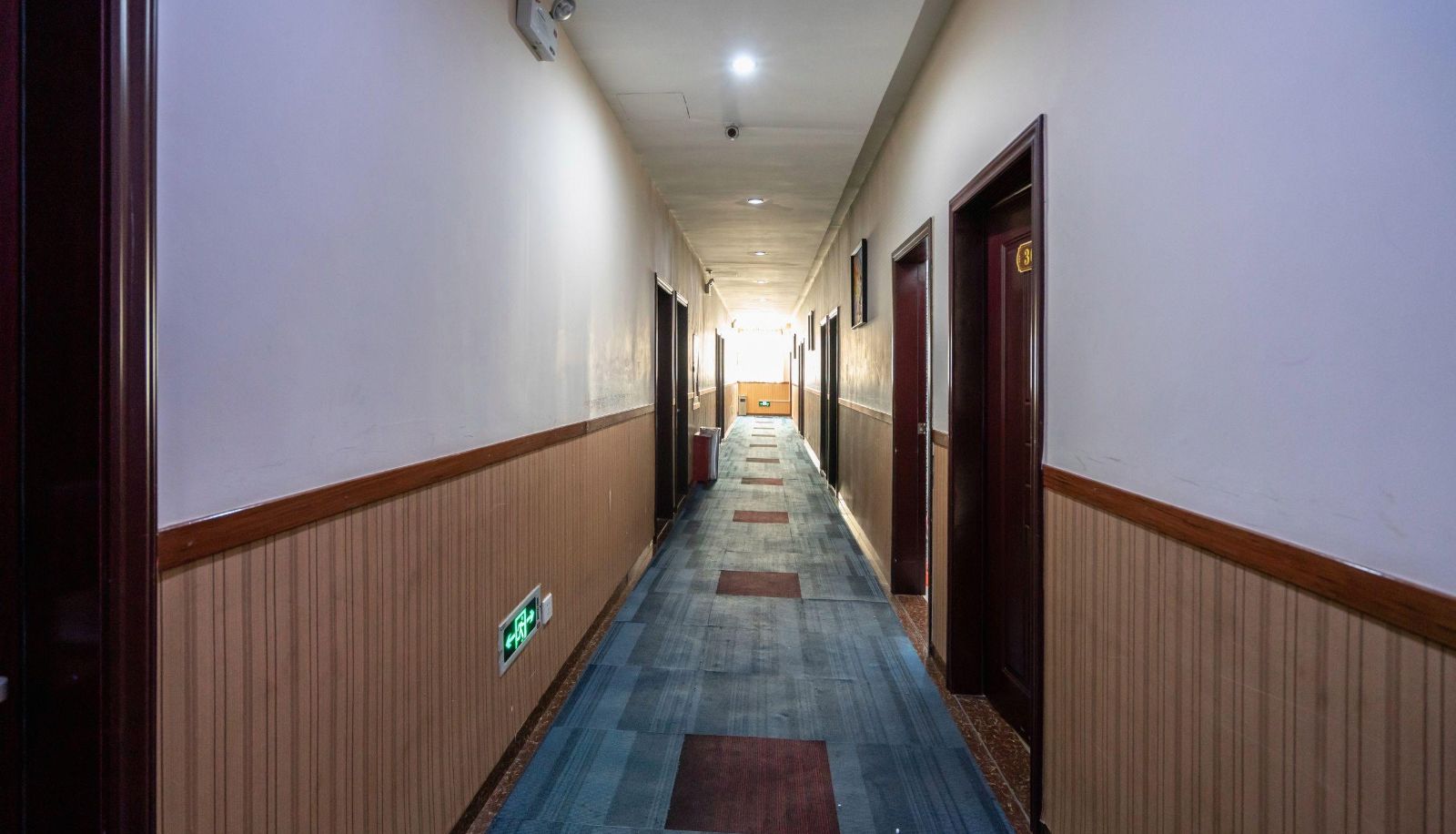 Hotel outdoor area - Xinjiayi Hotel (Chaoyang Branch)