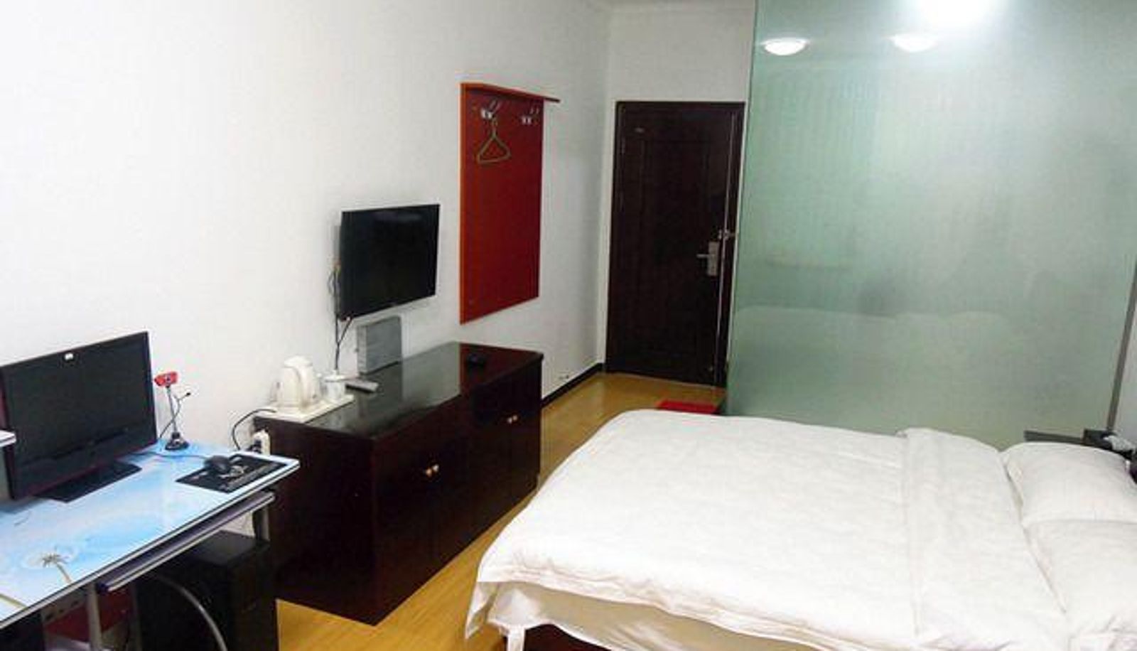 Room - Blue Sky Hotel (Youjiang Road Branch)