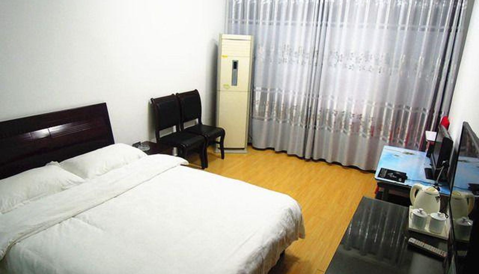 Room - Blue Sky Hotel (Youjiang Road Branch)