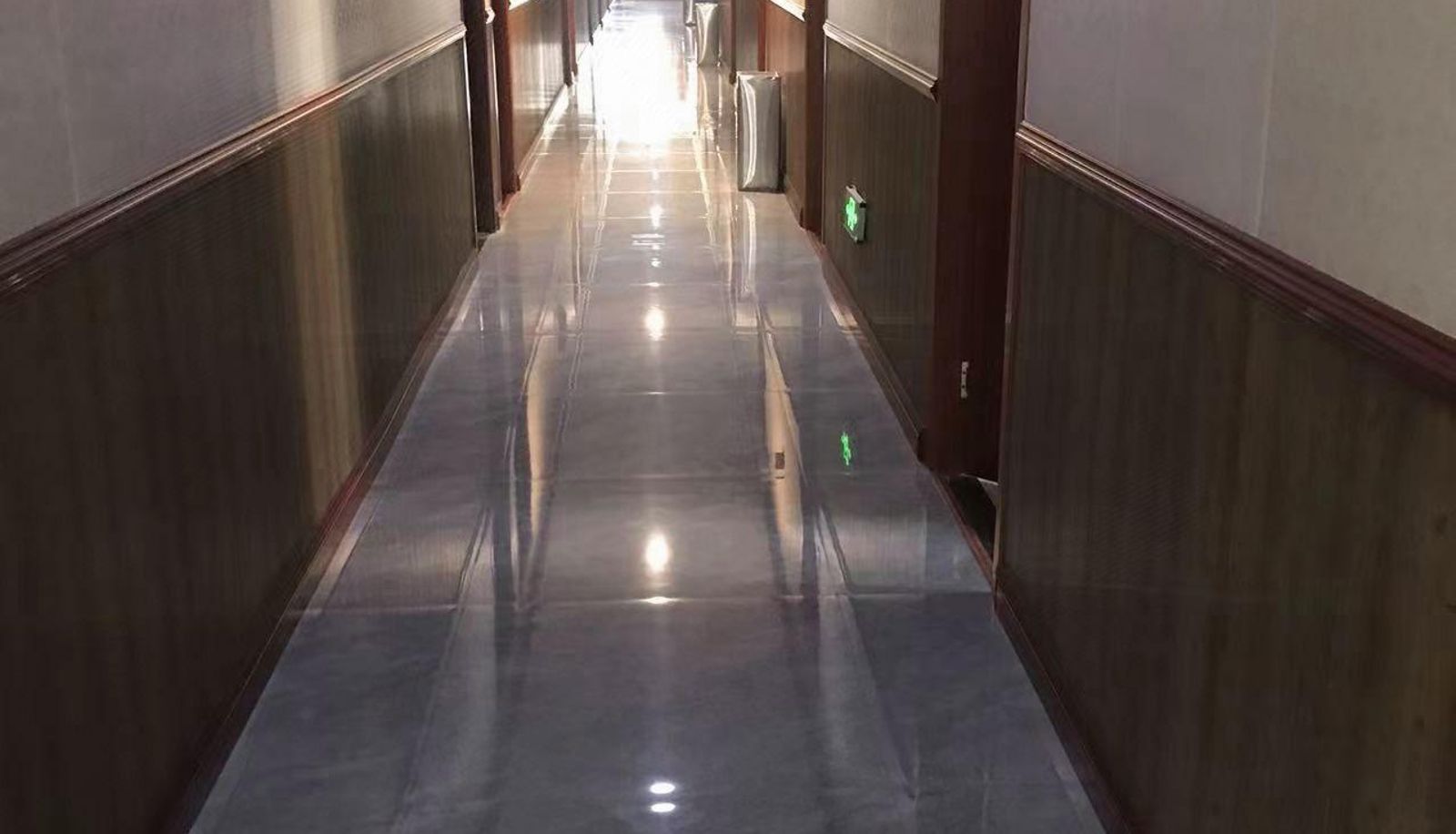 Zewnętrzna część hotelu - Jingyou Business Hotel